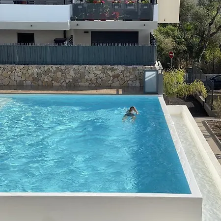 Apartment Tres Bel Dans Avec Piscine A 5min Des Plages De Loubet.